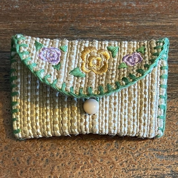 American Girl & Batat Dolls Accessories Hanger , Wallet & Doctors Suitcase - Picture 6 of 9